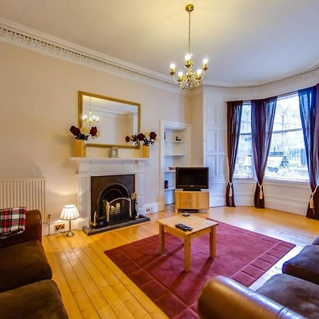 אדינבורו Joivy Spacious Apartment Next To The Meadows מראה חיצוני תמונה