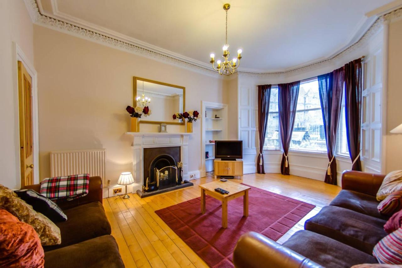 אדינבורו Joivy Spacious Apartment Next To The Meadows מראה חיצוני תמונה