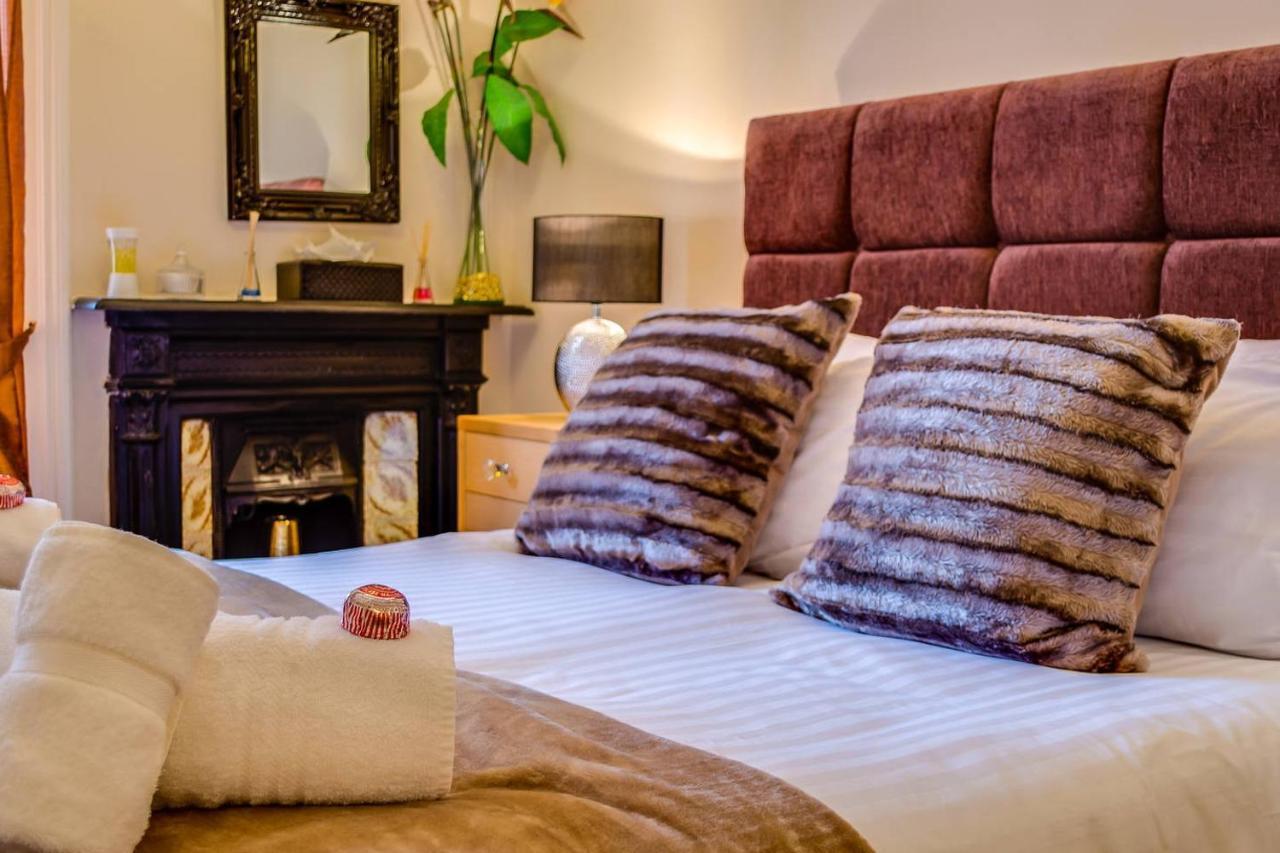 אדינבורו Joivy Spacious Apartment Next To The Meadows מראה חיצוני תמונה