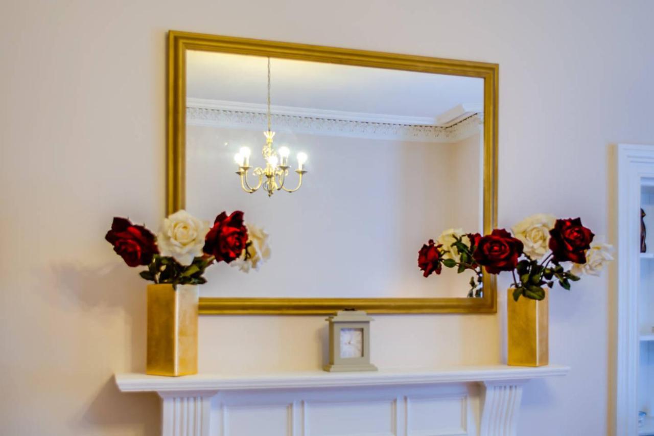 אדינבורו Joivy Spacious Apartment Next To The Meadows מראה חיצוני תמונה